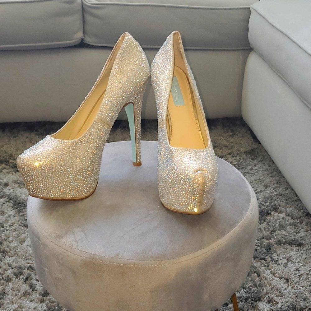 Betsey Johnson high heels shoes